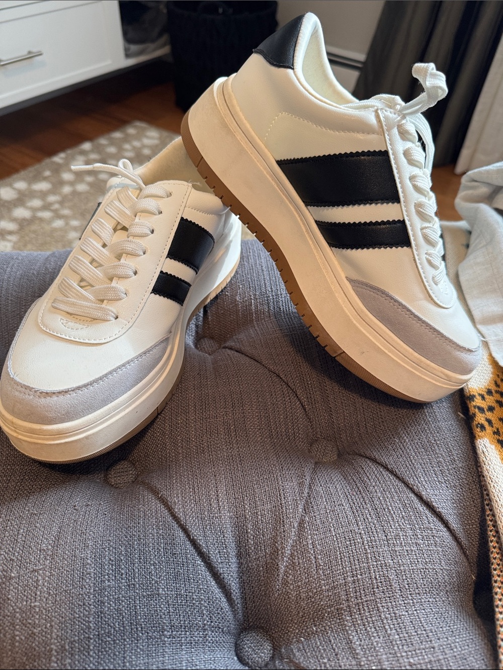 MADDEN Girl White Platform Sneakers with Black Stripes